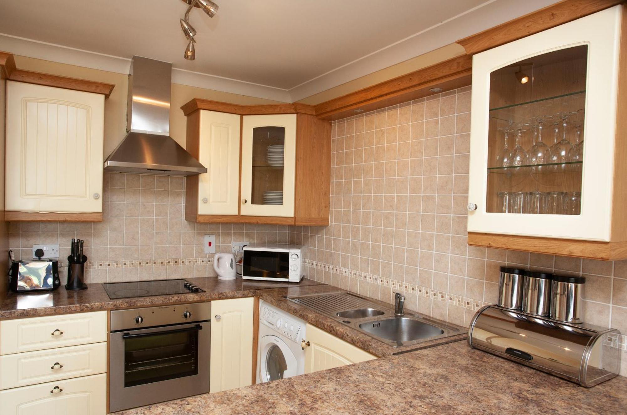 Knightsbrook Hotel Courtyard Accommodation Трим Екстериор снимка